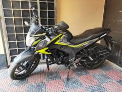 Honda CB Hornet 160R